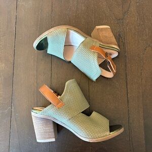 Eric Michael Bistro Sling Back Heel Green Leather Size 37